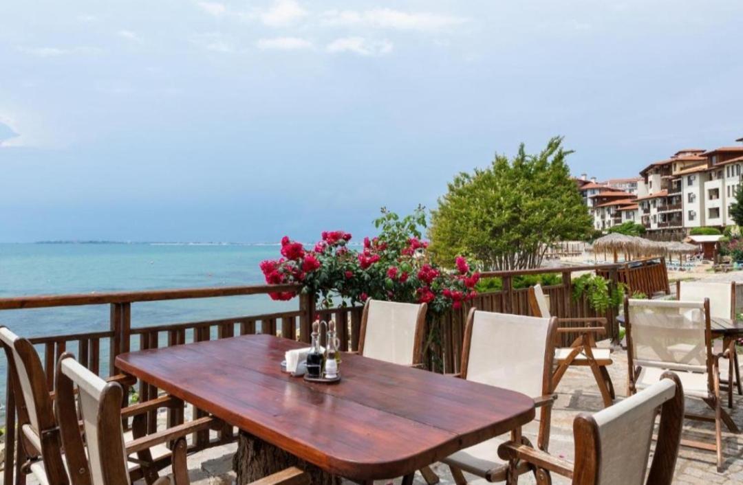 Апартамент Ния, Райска Градина / Garden Of Eden Sveti Vlas Esterno foto