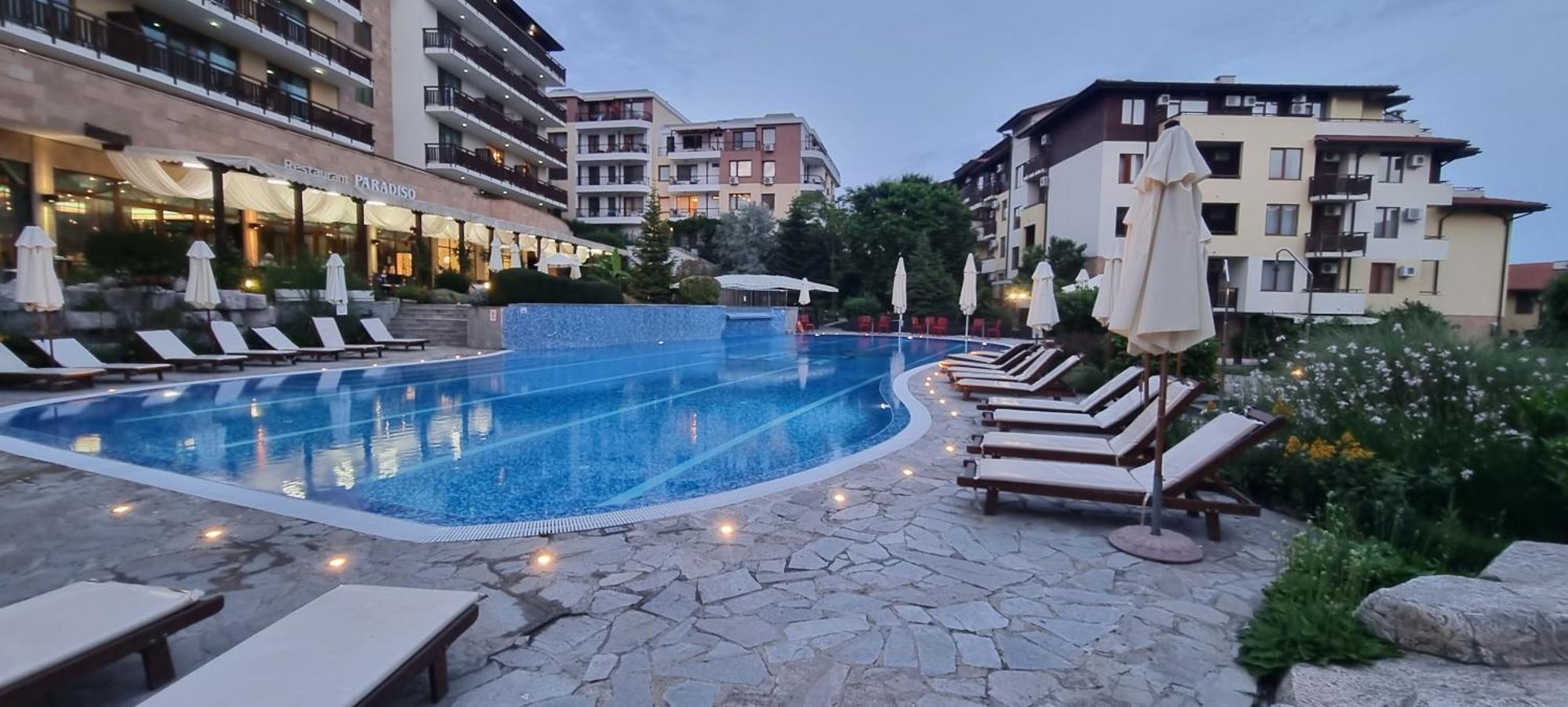 Апартамент Ния, Райска Градина / Garden Of Eden Sveti Vlas Esterno foto