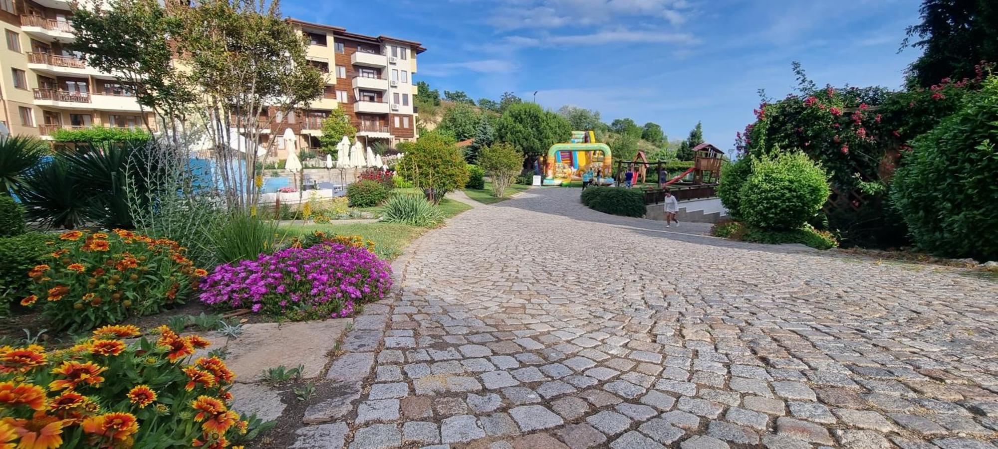 Апартамент Ния, Райска Градина / Garden Of Eden Sveti Vlas Esterno foto